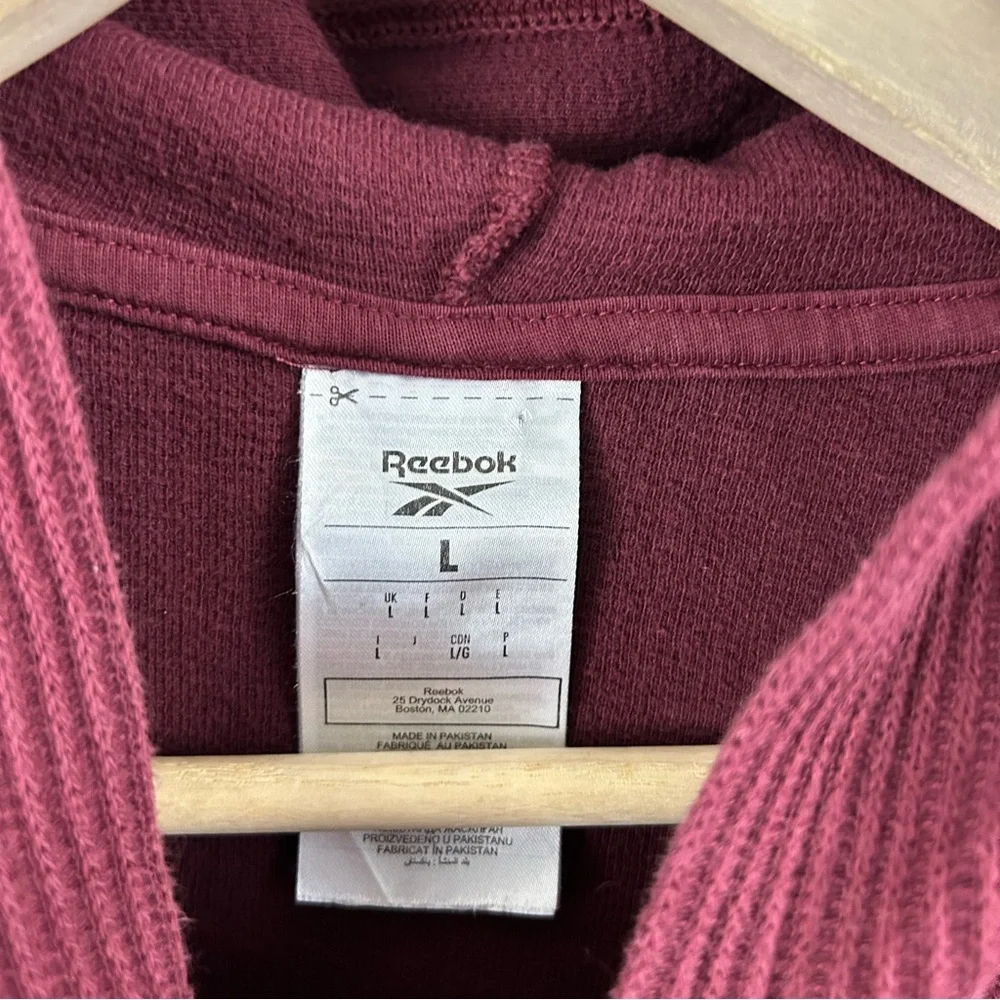 Reebok Burgundy Ribbed Cropped Hoodie Size Large - Picture 13 of 13